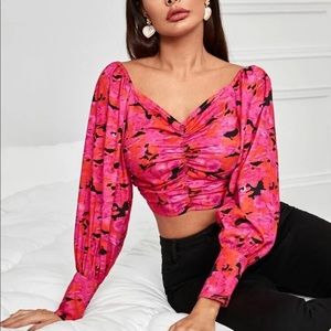 🆕🆕Crop top blouse